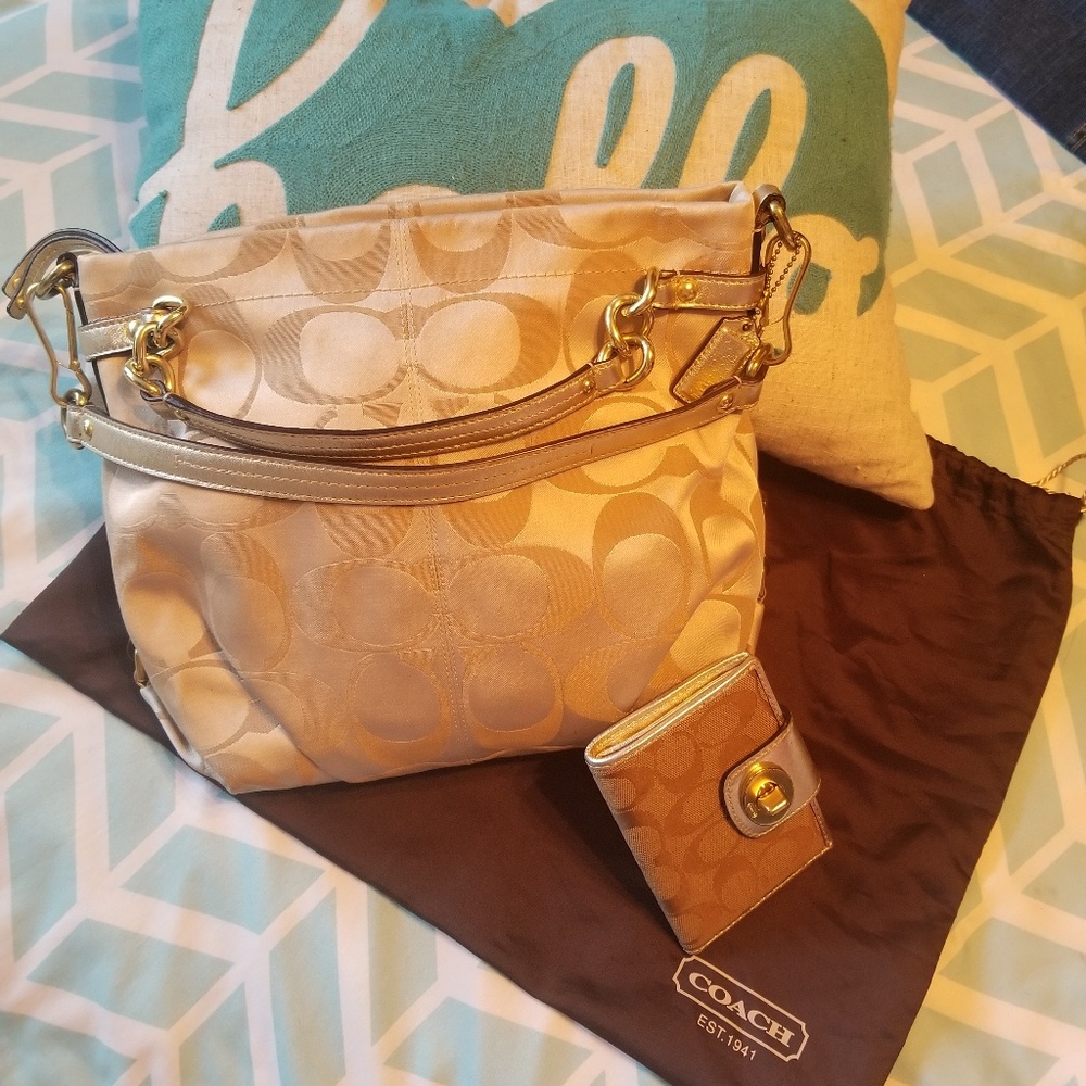 GUC Gold Coach Handbag WITH Wallet and Dust Bag!